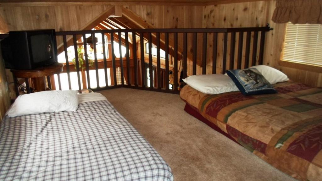 Cedar Pines Resort South Lake Tahoe Bilik gambar