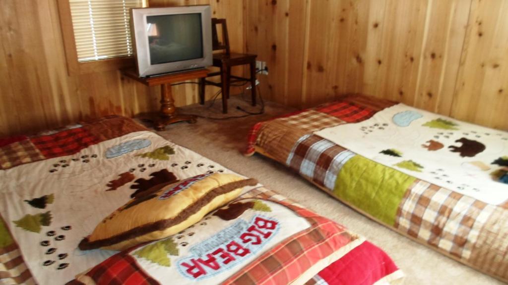 Cedar Pines Resort South Lake Tahoe Bilik gambar