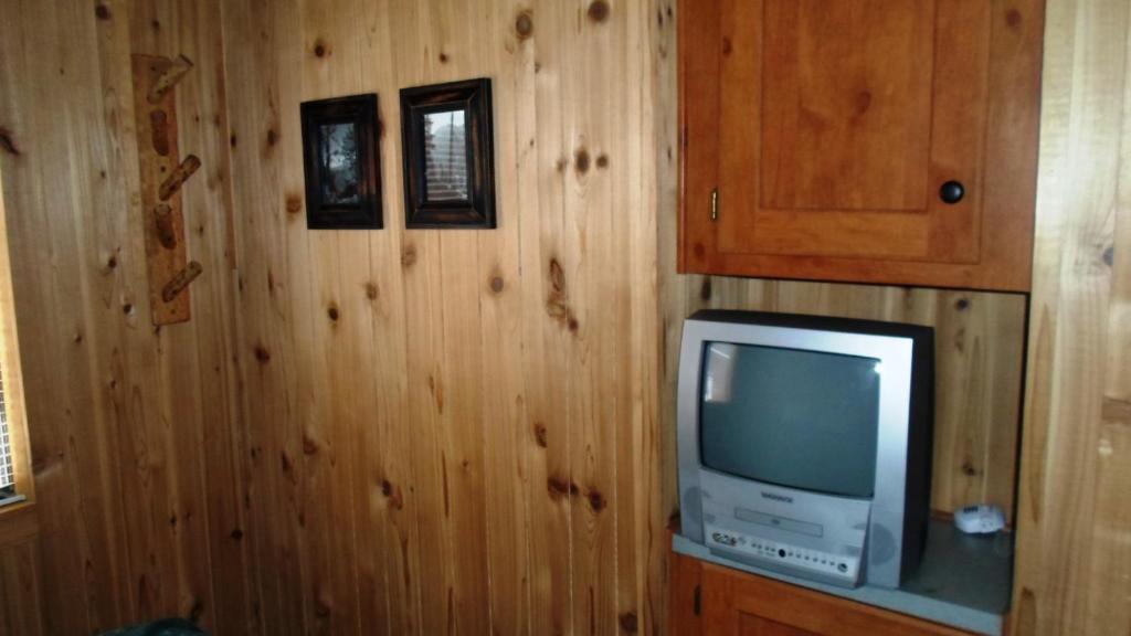 Cedar Pines Resort South Lake Tahoe Bilik gambar